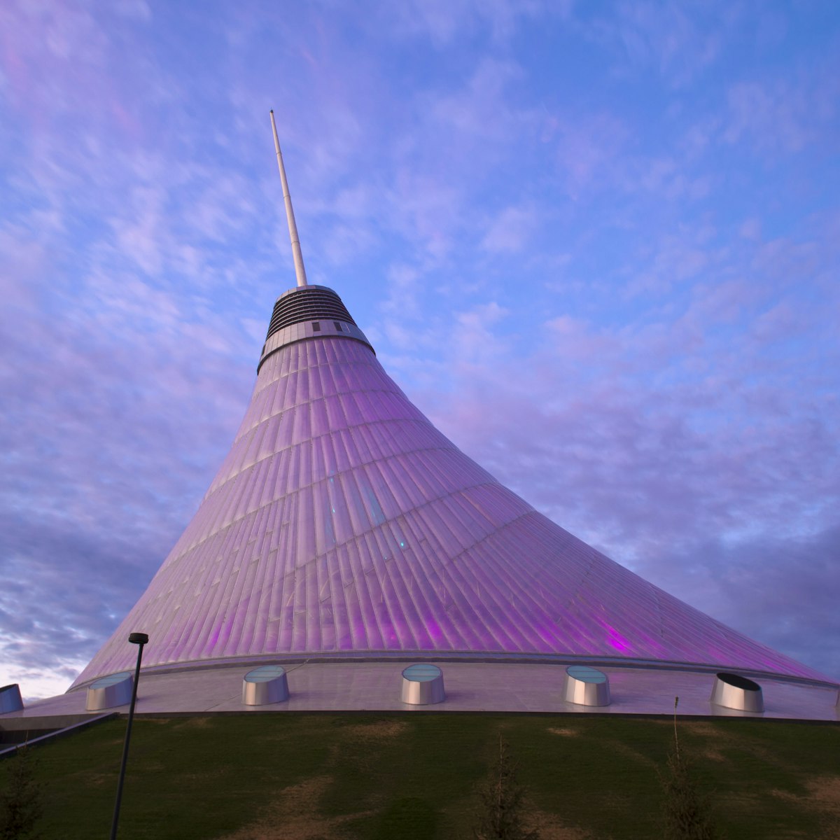 Kazakhstan, Astana, Khan Shatyr (by Sir Norman Foster)