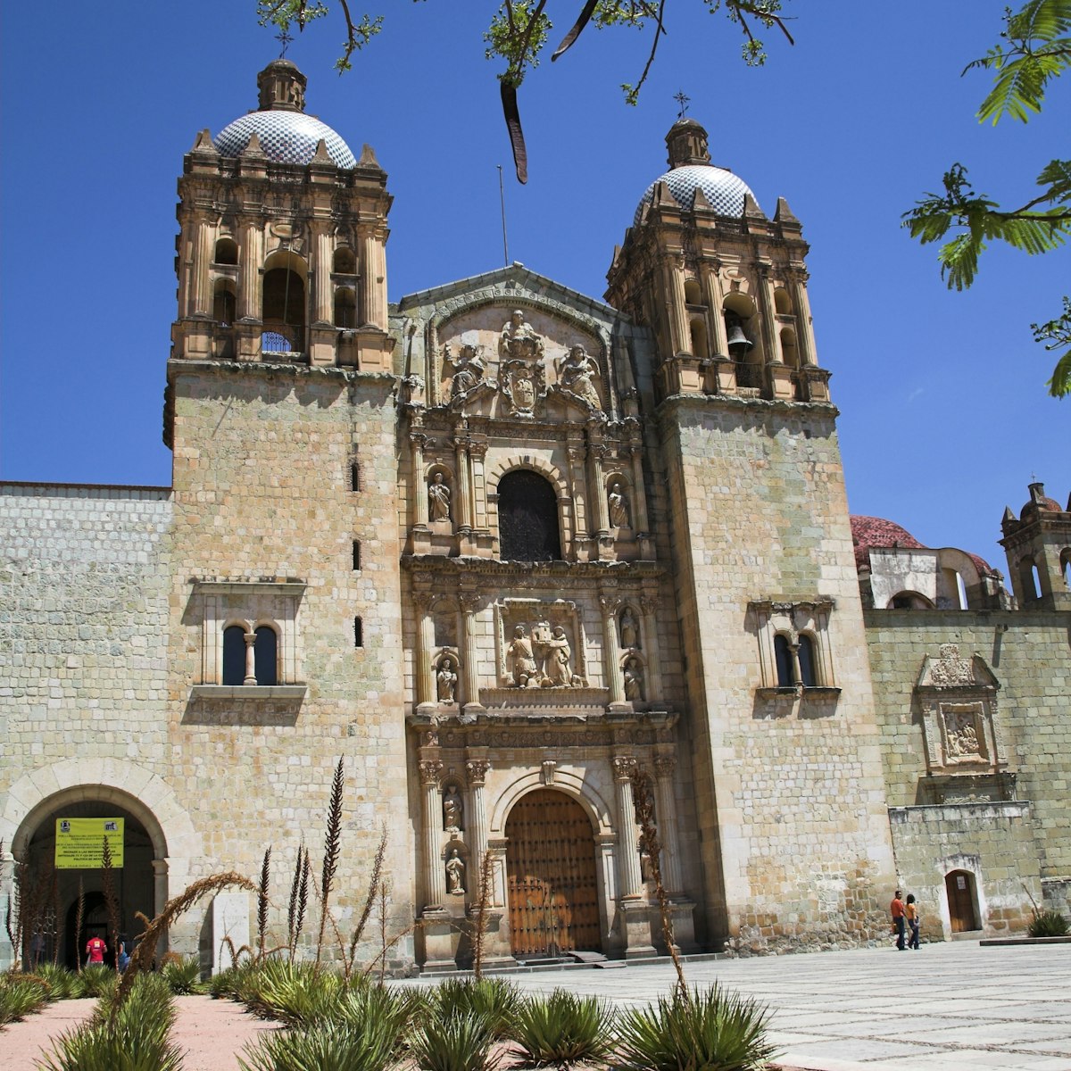 Templo de Santo Domingo, and Museo de las Culturas de Oaxaca, Calle Macedonio Alcala, Oaxaca, Oaxaca State, Mexico