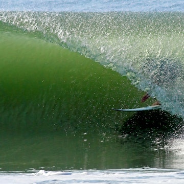 Tube, Barra de la Cruz, Surfing in sea